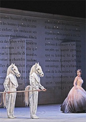 Foto © Metropolitan Opera / A scene from Laurent Pellys new production of Massenets Cendrillon_Photographed here at the Santa Fe Opera / Photo by Ken Howard
